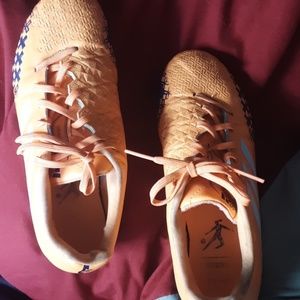 Adidas predator soccer shoes